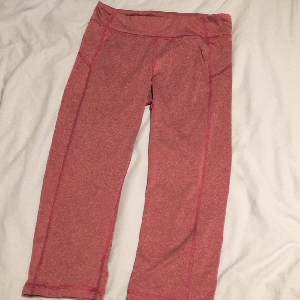Pink Aeropostale Capri Leggings